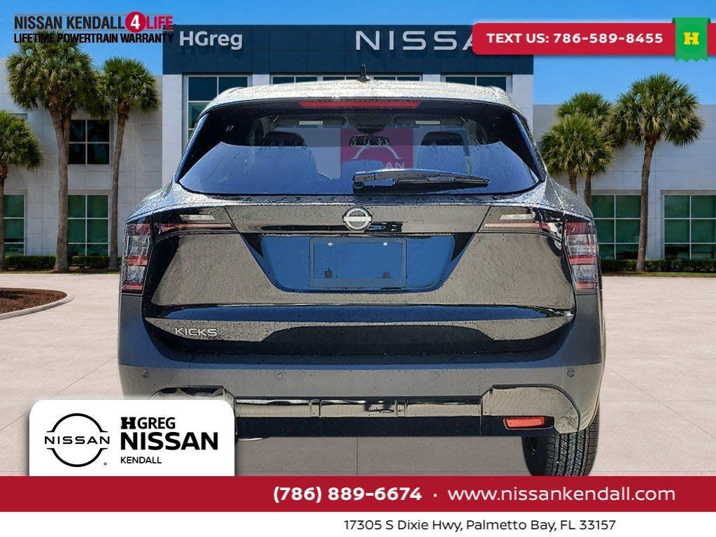 2026 Nissan Kicks SV