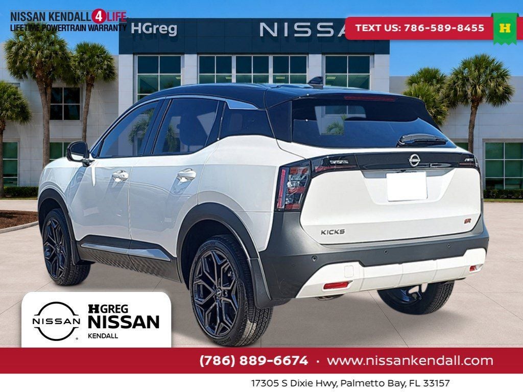 2026 Nissan Kicks SR