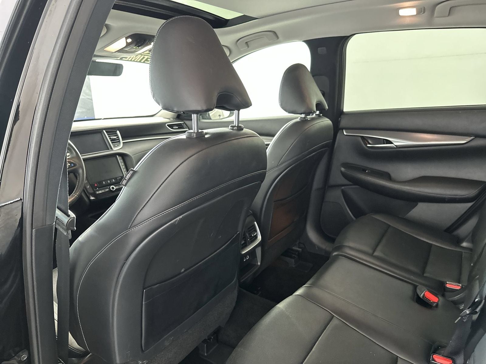 2023 INFINITI QX50 LUXE