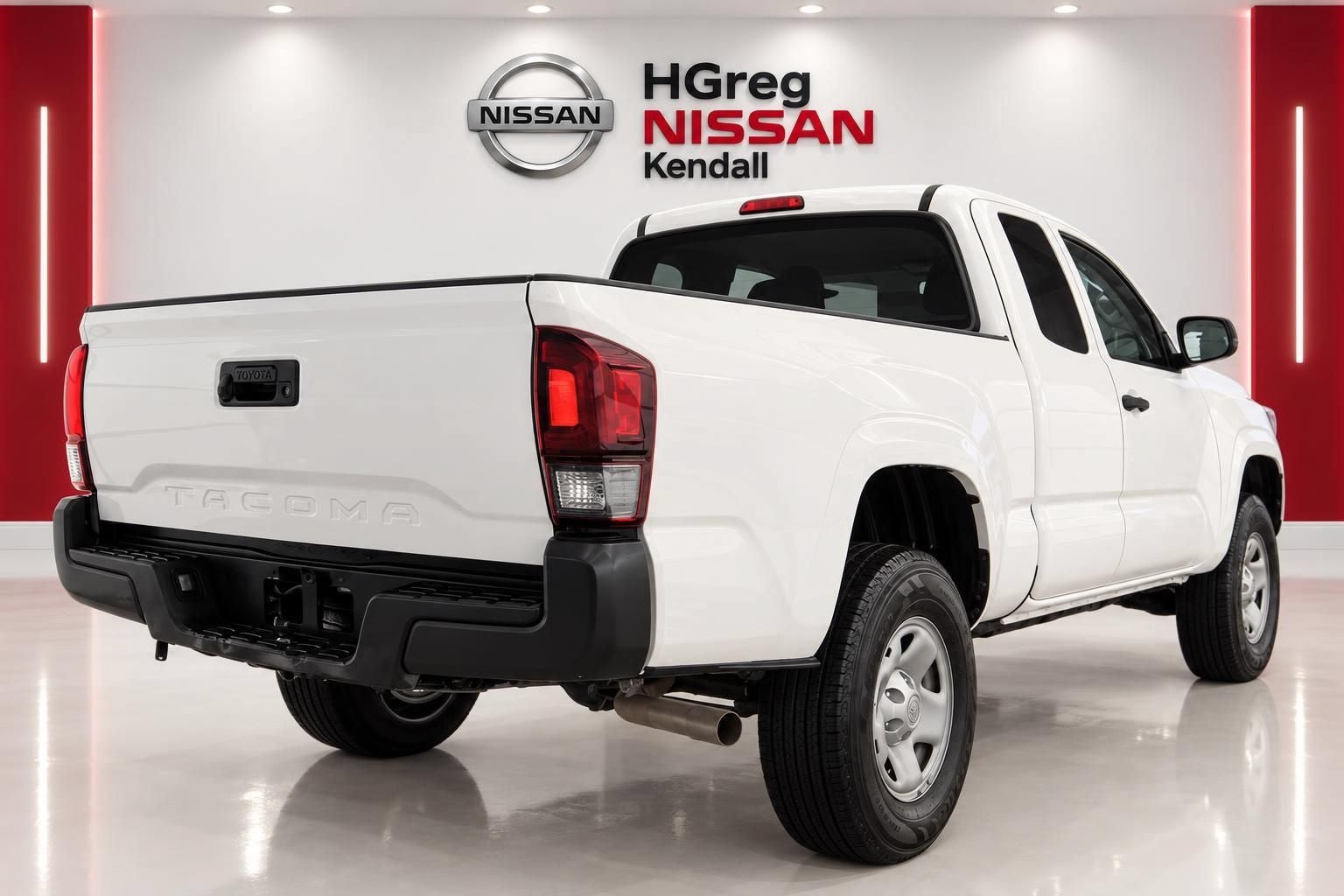 2022 Toyota Tacoma SR