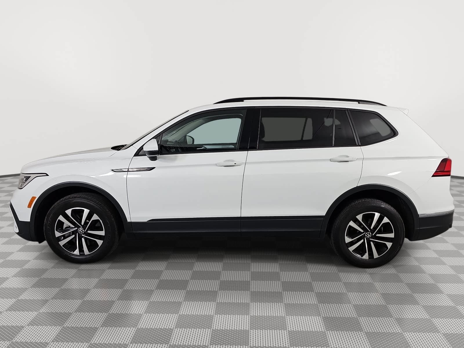 2023 Volkswagen Tiguan 2.0T S