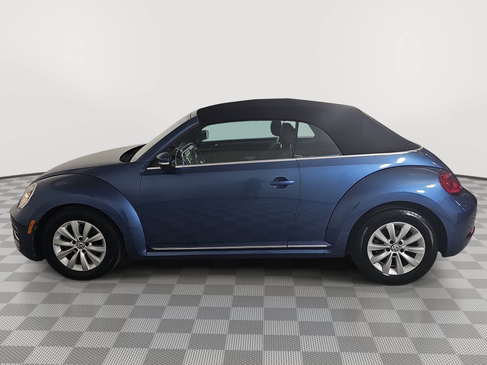 2019 Volkswagen Beetle Convertible S