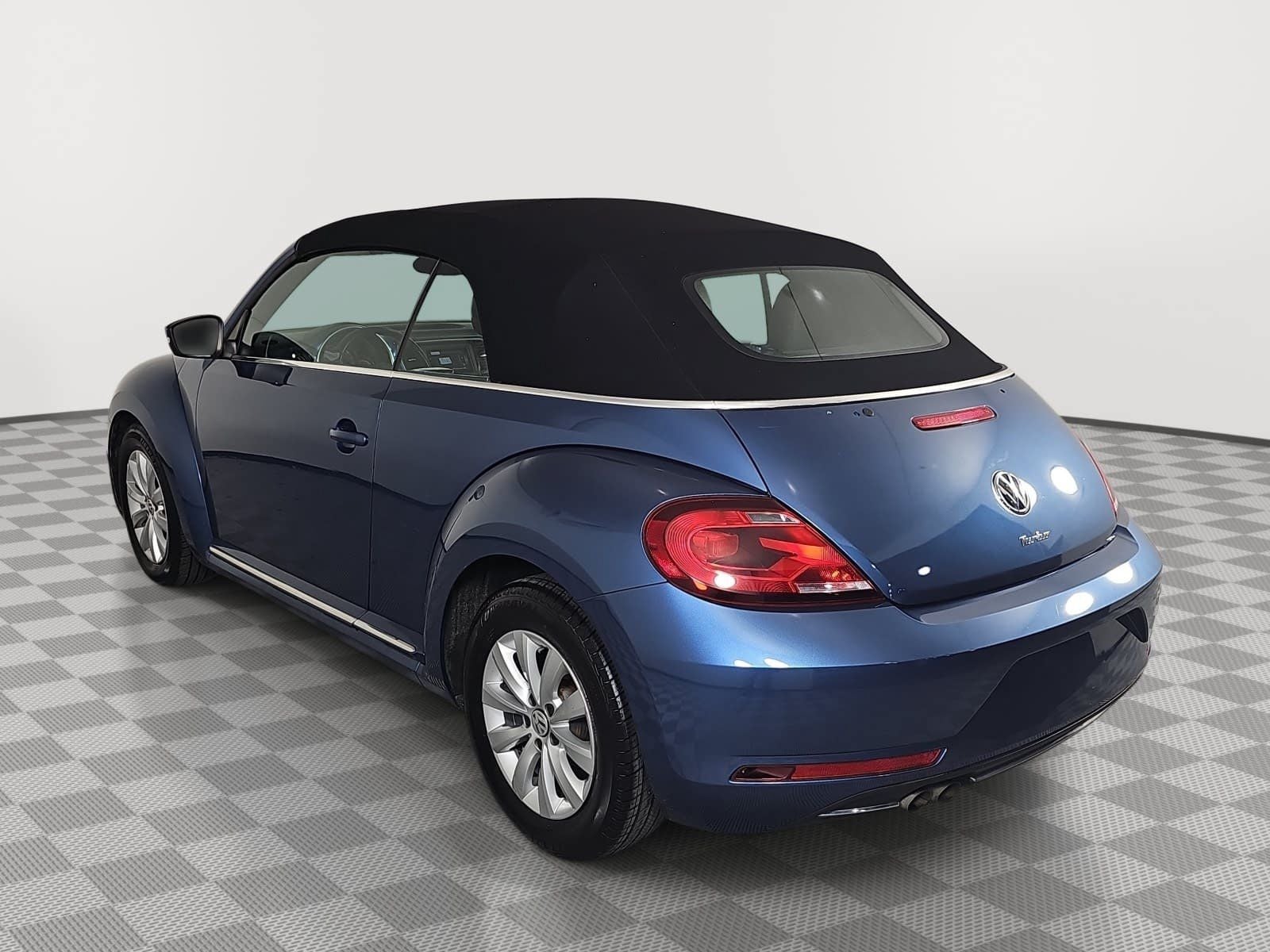2019 Volkswagen Beetle Convertible S