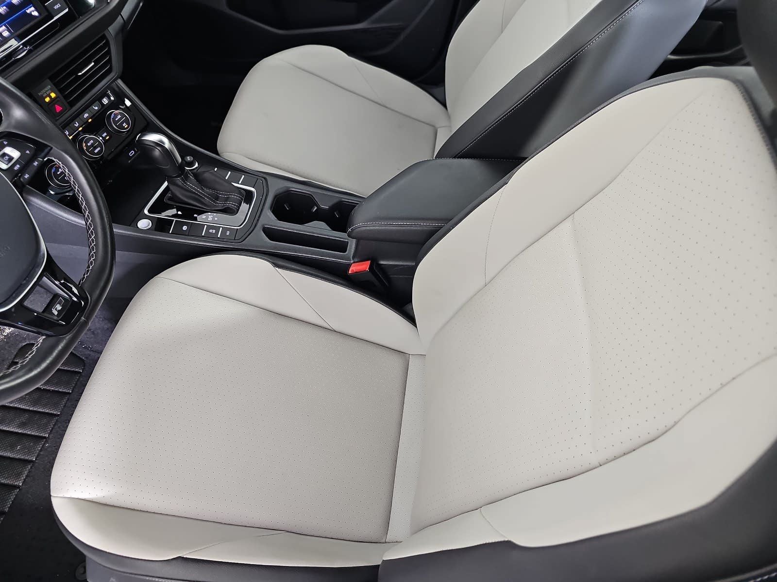 2021 Volkswagen Jetta R-Line