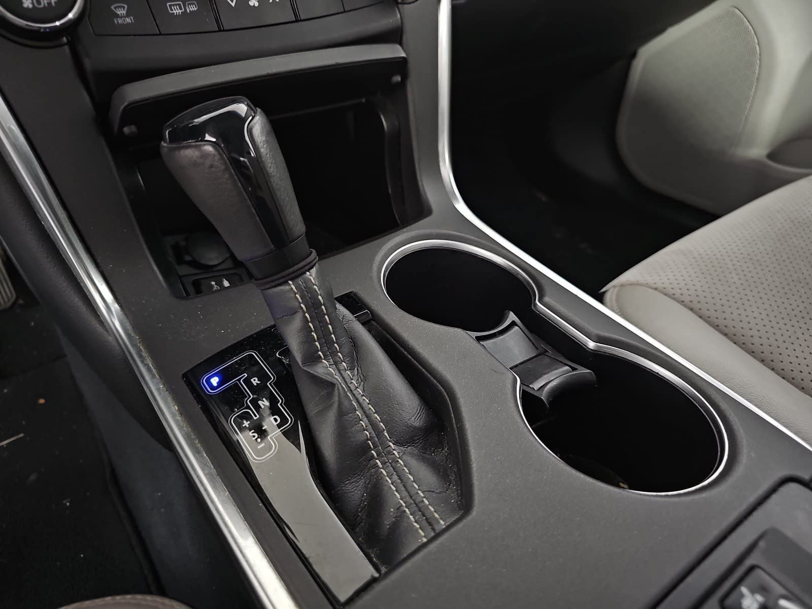 2016 Toyota Camry XSE