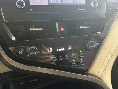 2021 Toyota Camry Hybrid LE