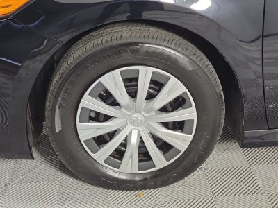 2024 Toyota Camry Hybrid LE