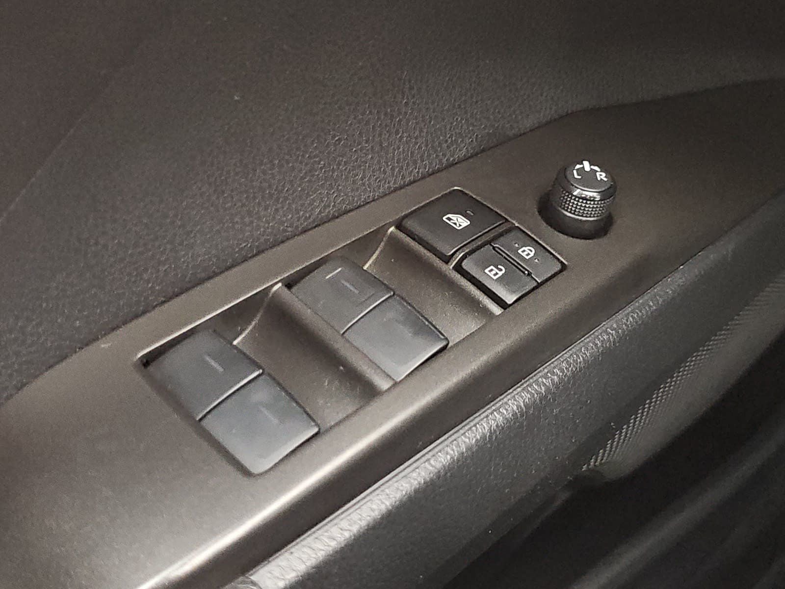2024 Toyota Camry Hybrid LE