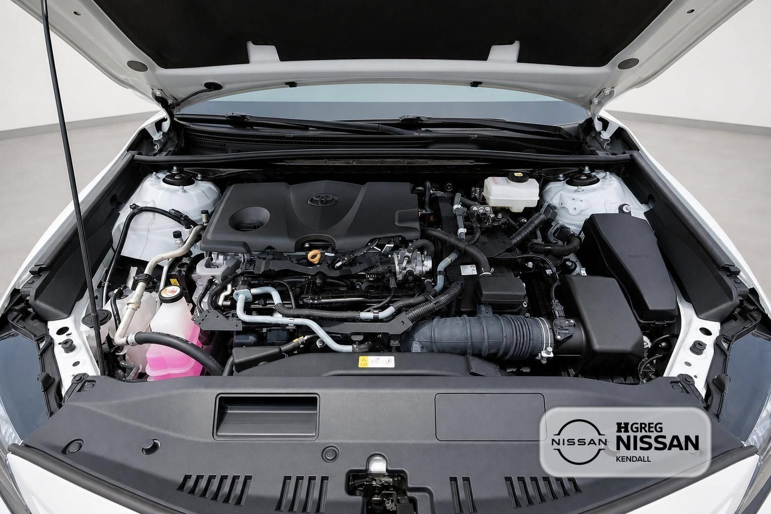 2023 Toyota Camry Hybrid SE