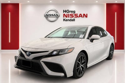 2023 Toyota Camry Hybrid SE