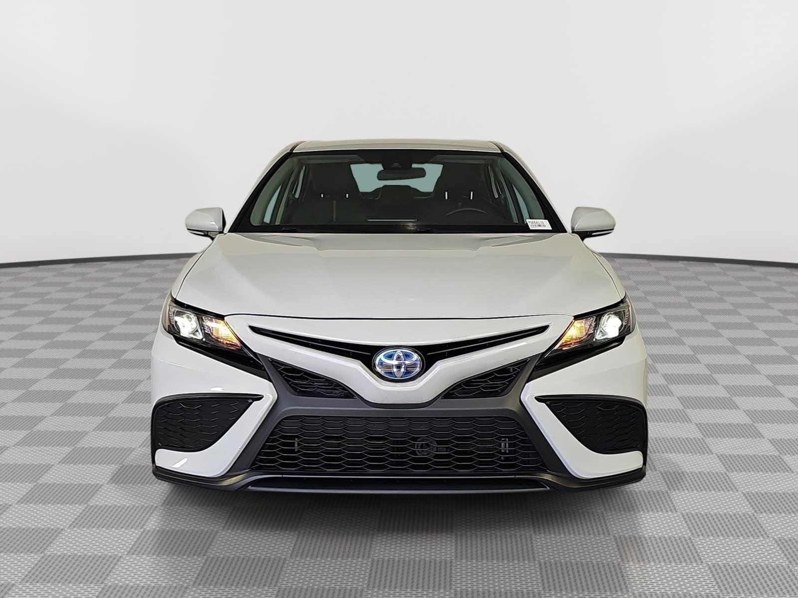 2023 Toyota Camry Hybrid SE