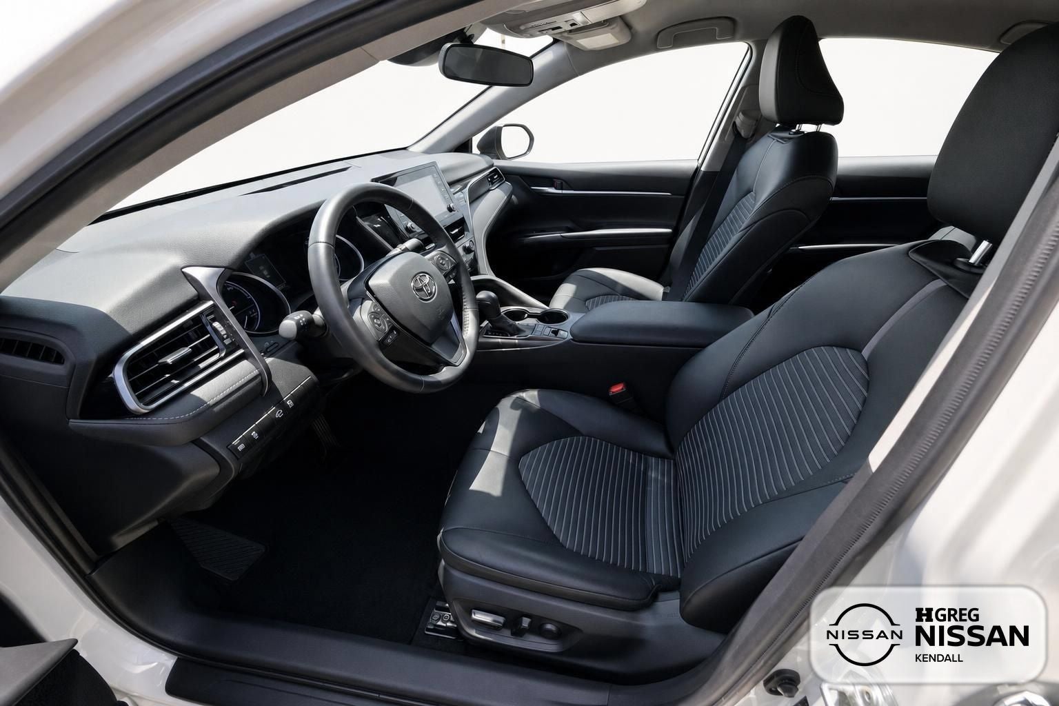 2023 Toyota Camry Hybrid SE