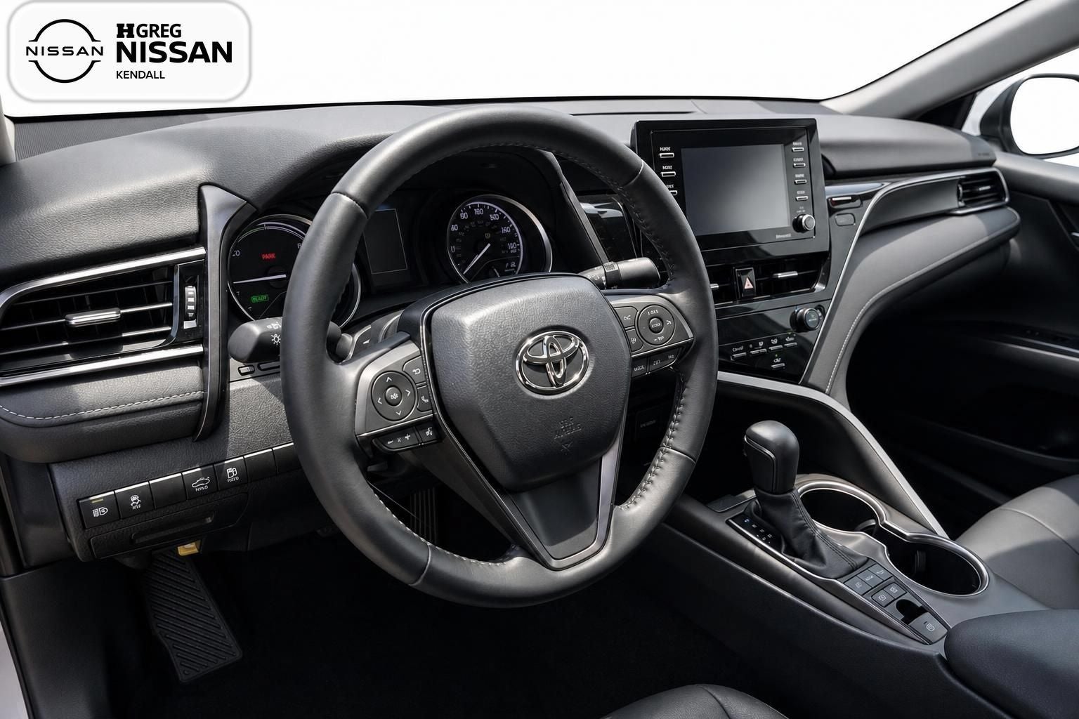 2023 Toyota Camry Hybrid SE