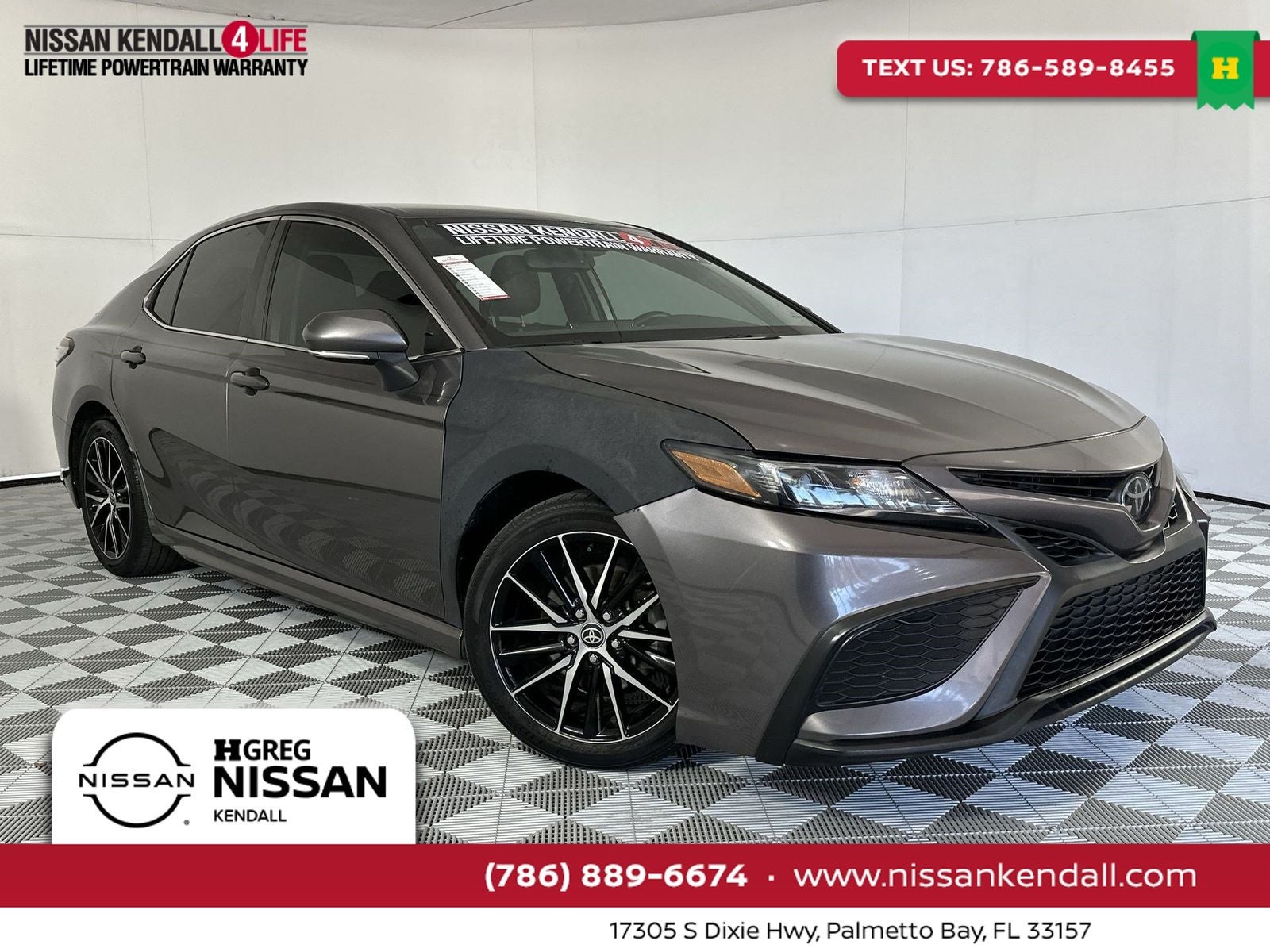 2022 Toyota Camry SE