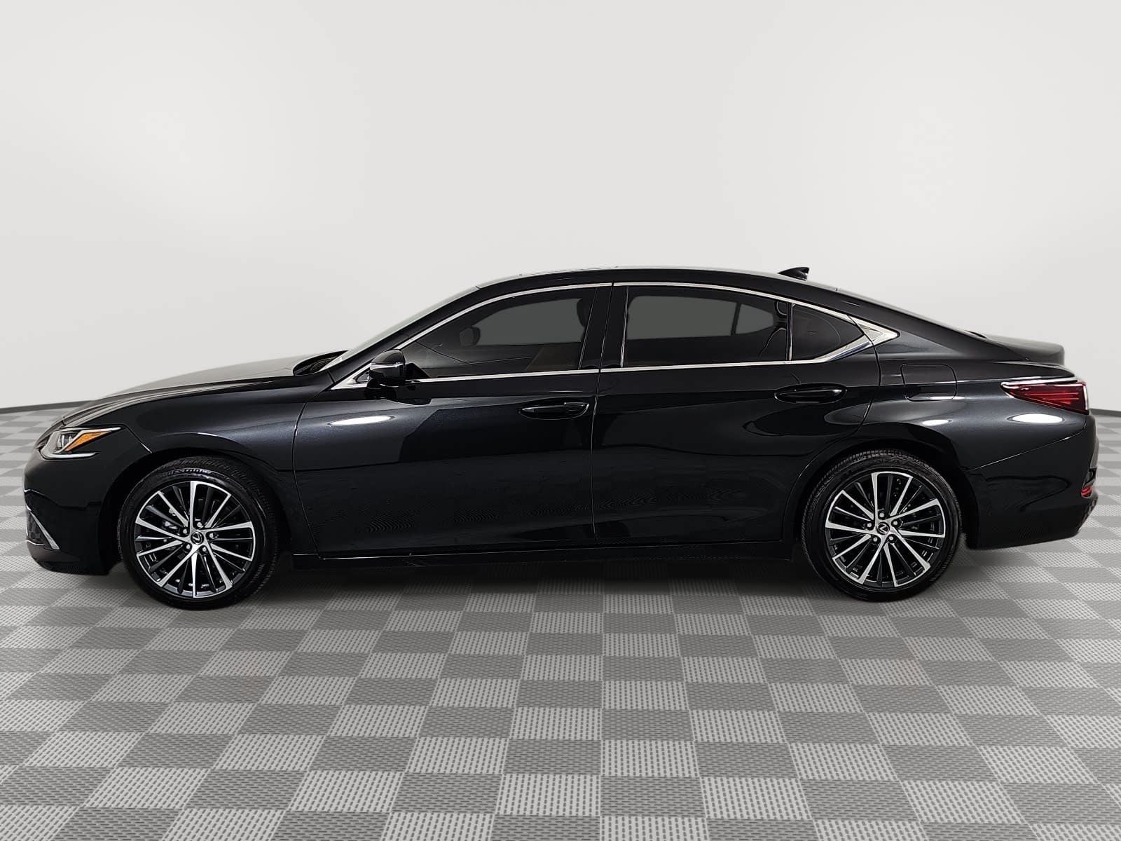2025 Lexus ES 350