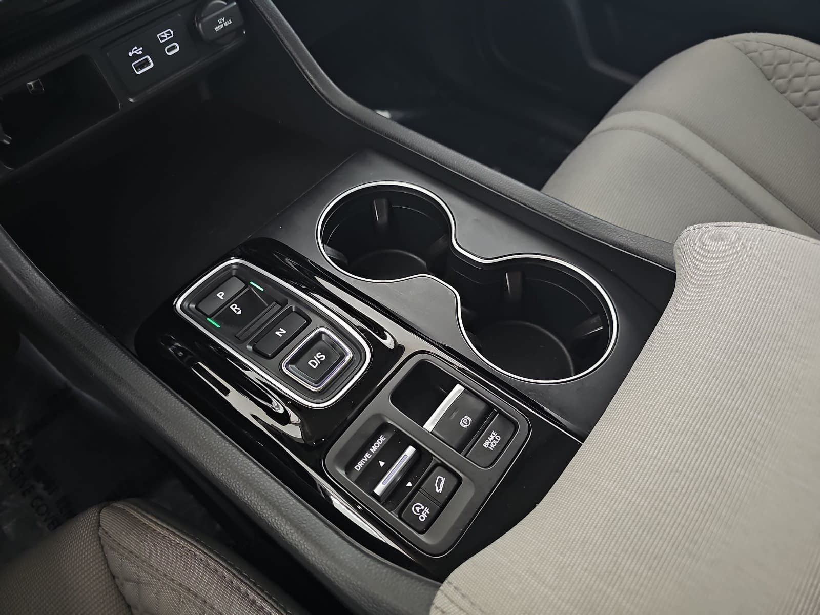 2023 Honda Pilot LX
