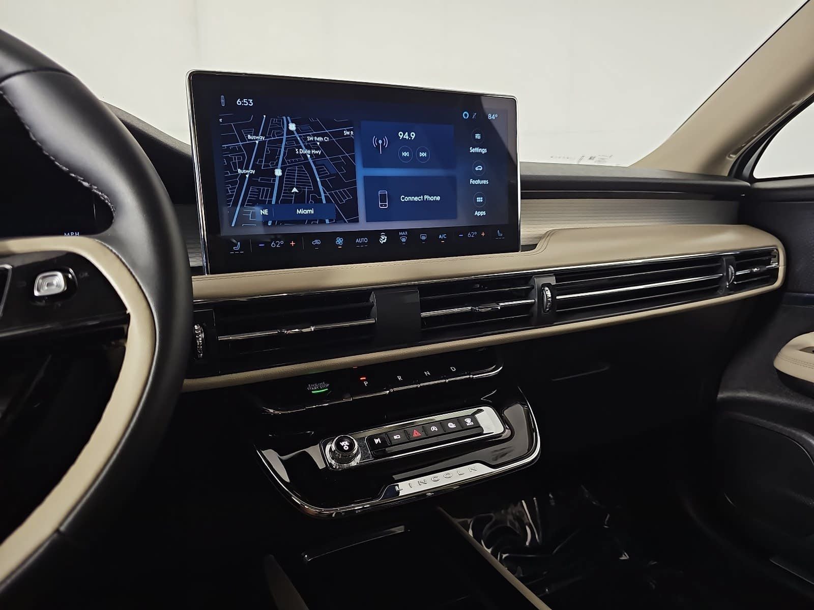 2025 Lincoln Corsair Premiere