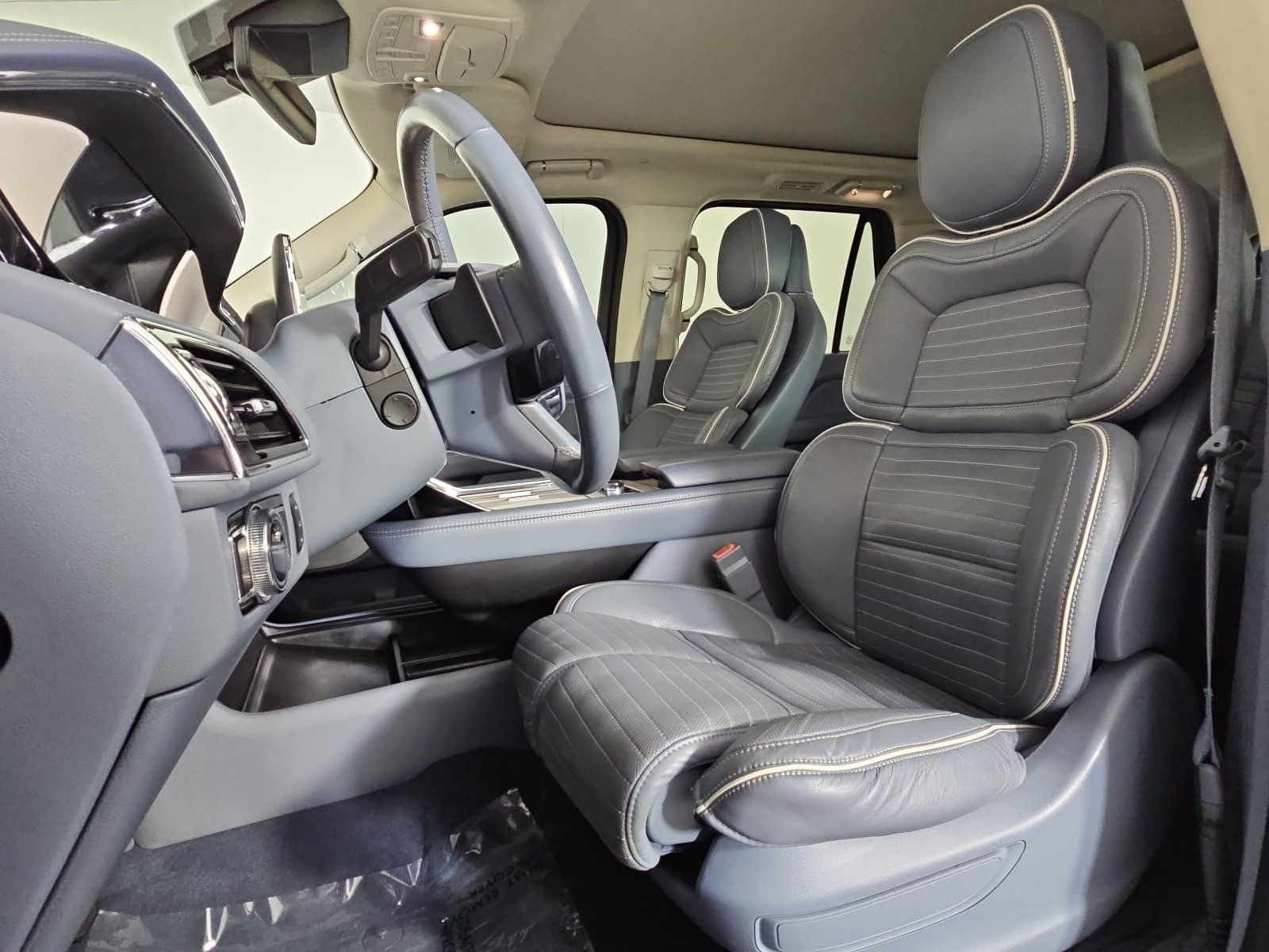 2021 Lincoln Navigator L Black Label