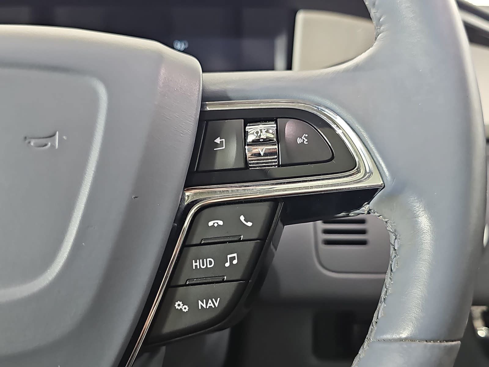 2021 Lincoln Navigator L Black Label