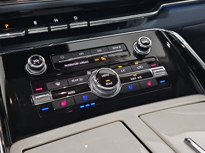 2021 Lincoln Navigator L Black Label