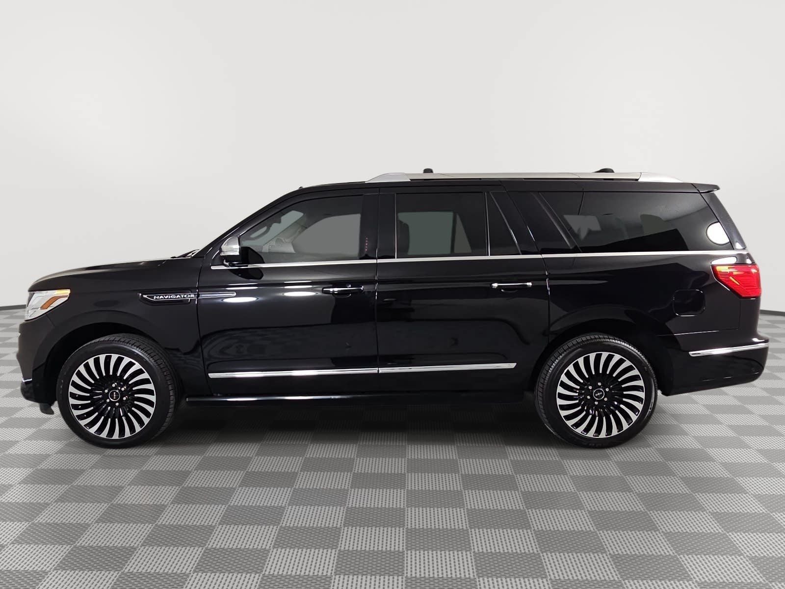 2021 Lincoln Navigator L Black Label