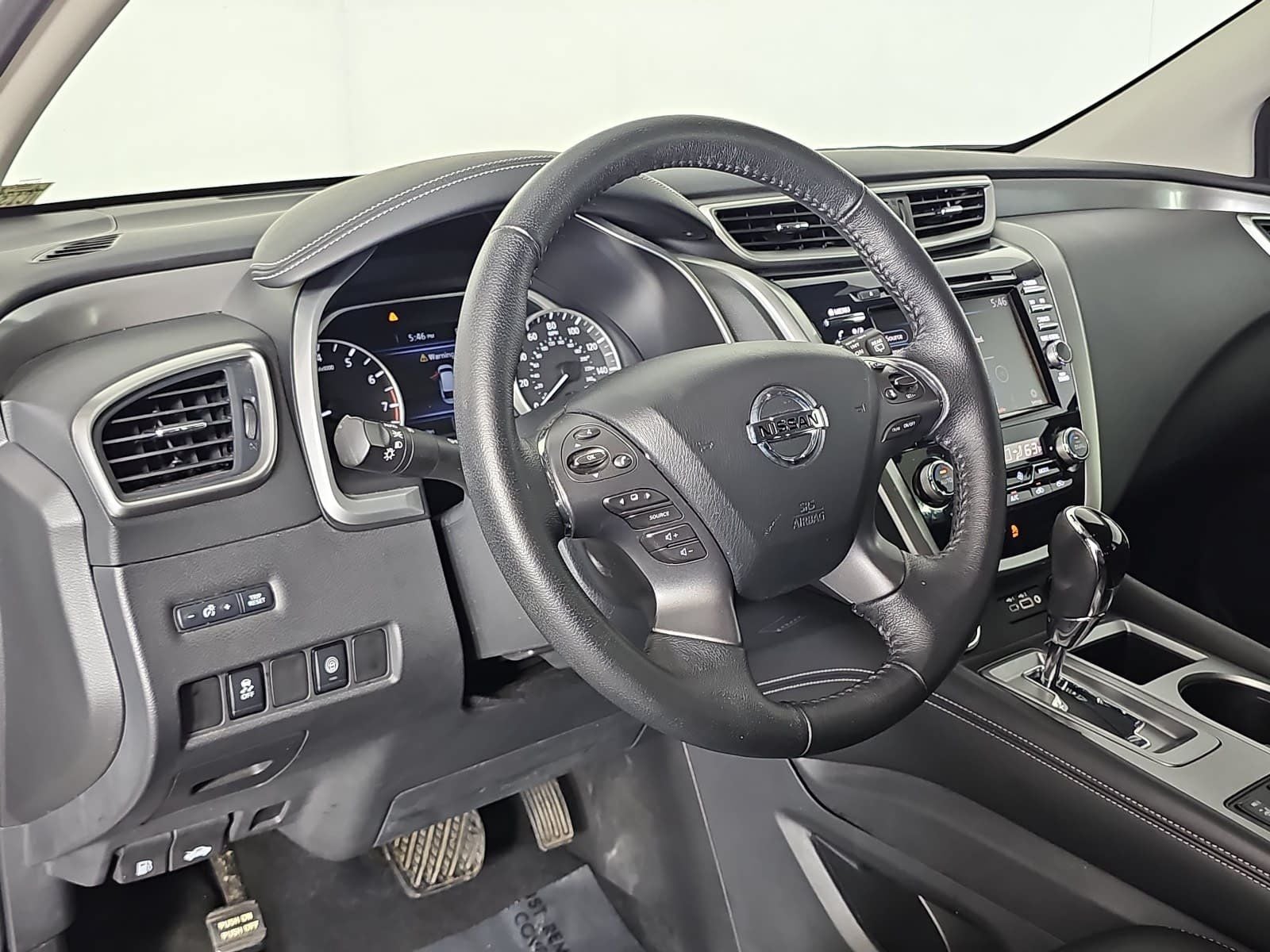 2022 Nissan Murano SV
