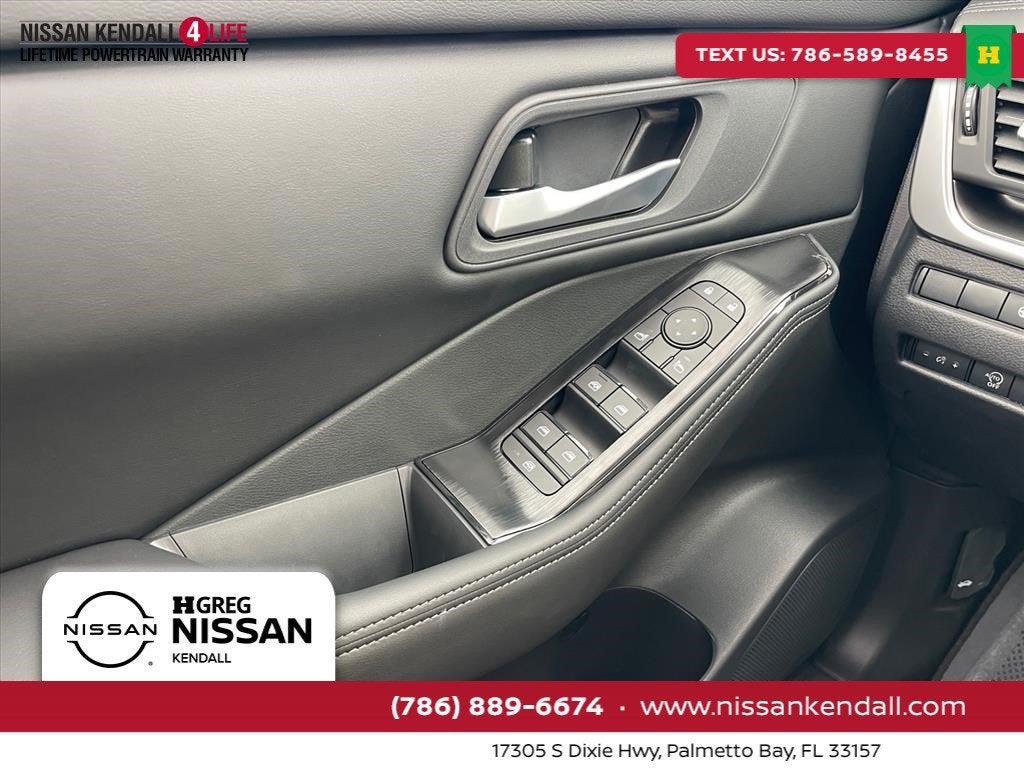 2027 Nissan Rogue SV