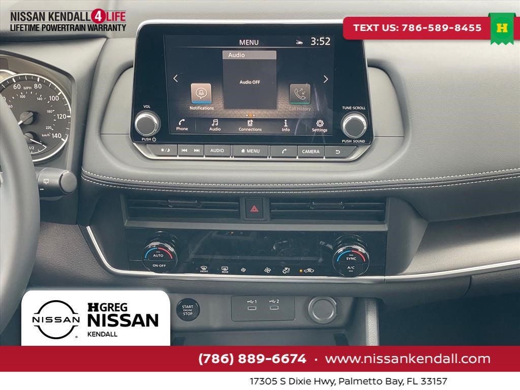 2026 Nissan Rogue SV