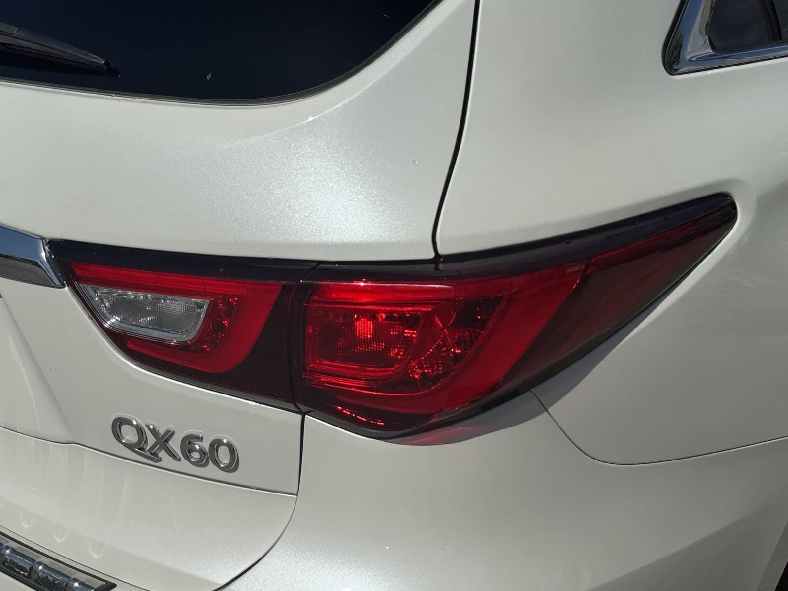 2017 INFINITI QX60 Base
