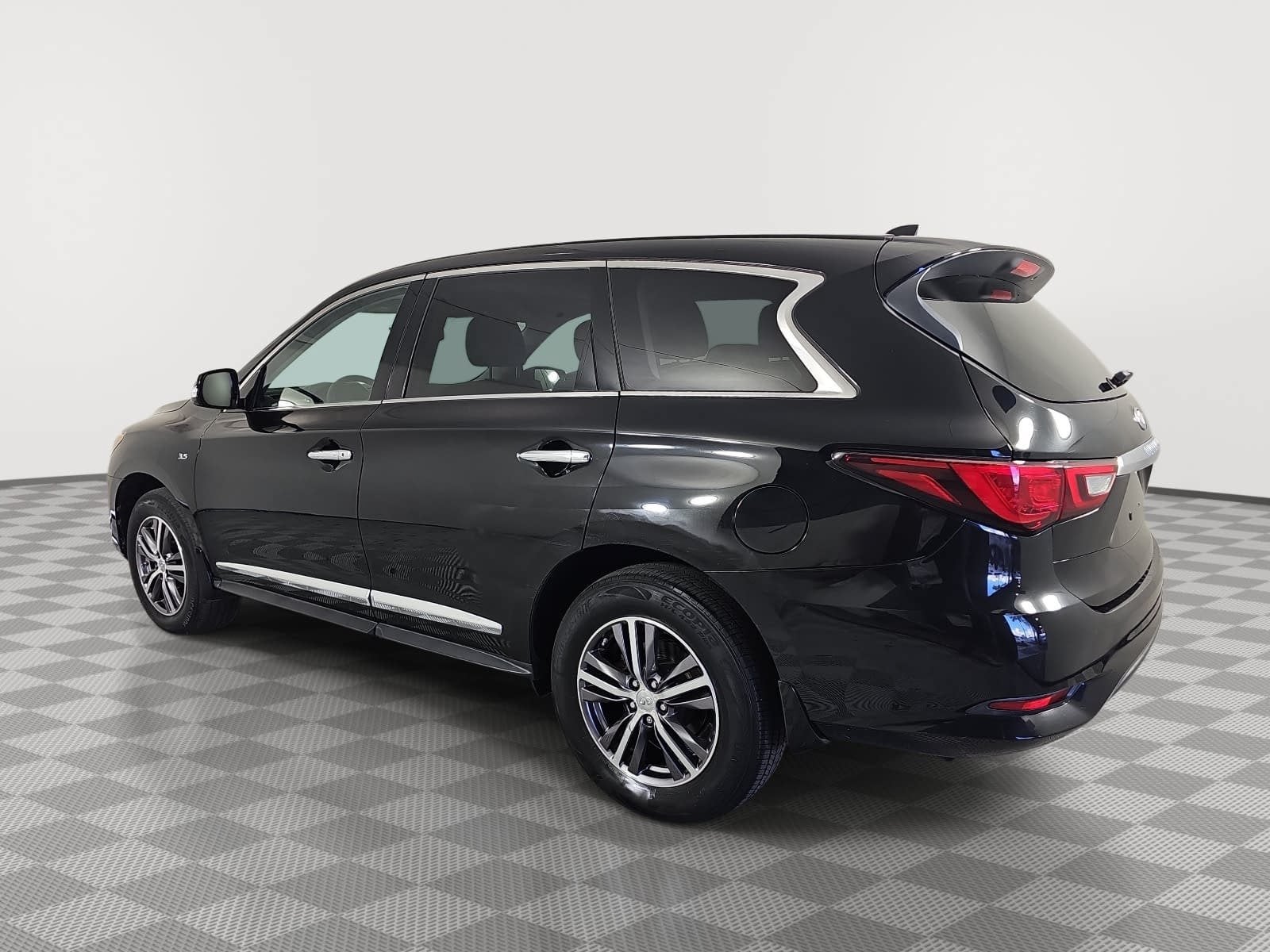 2019 INFINITI QX60 PURE