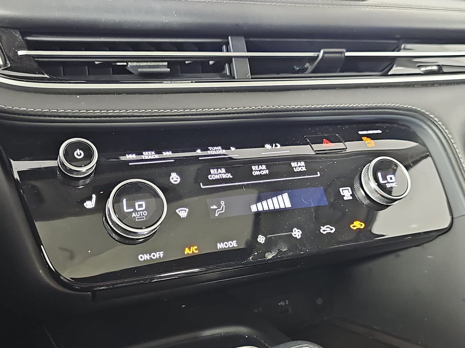 2024 INFINITI QX60 PURE