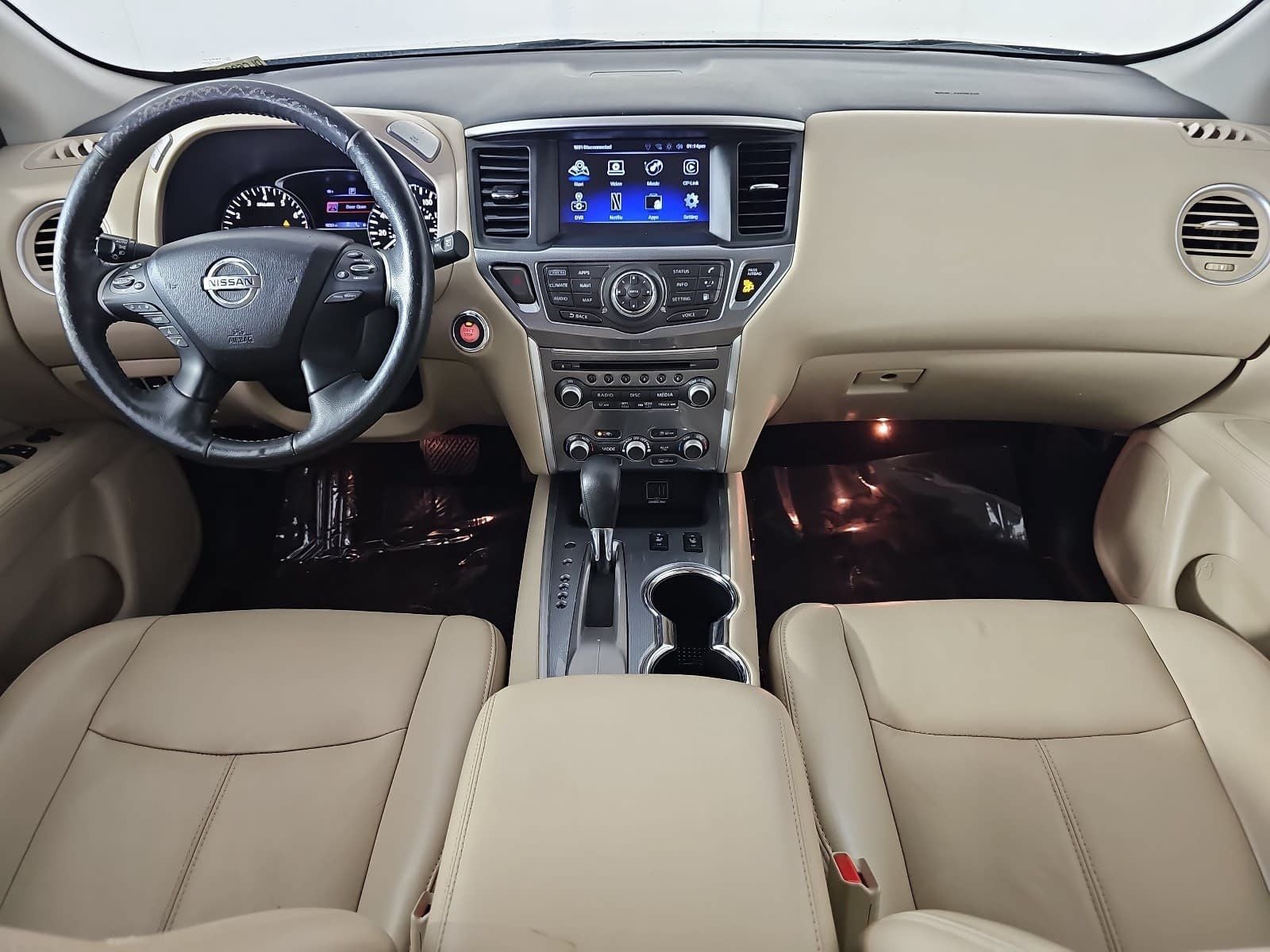 2020 Nissan Pathfinder SL