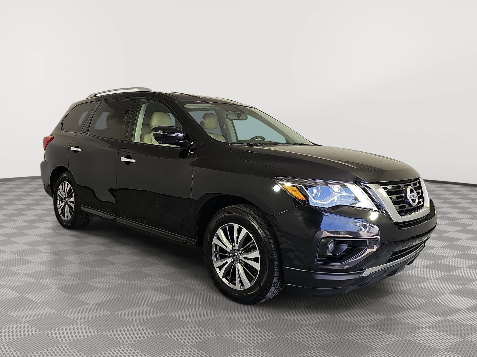 2020 Nissan Pathfinder SL