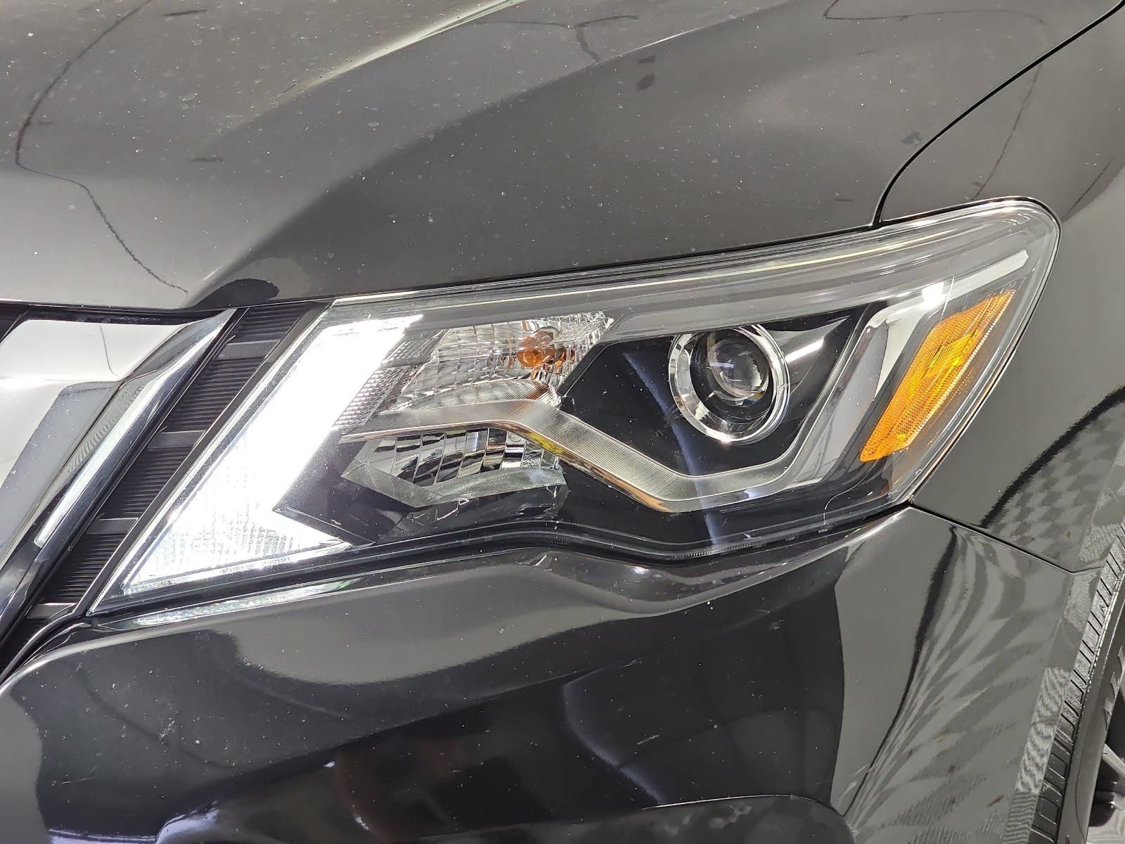 2020 Nissan Pathfinder SL