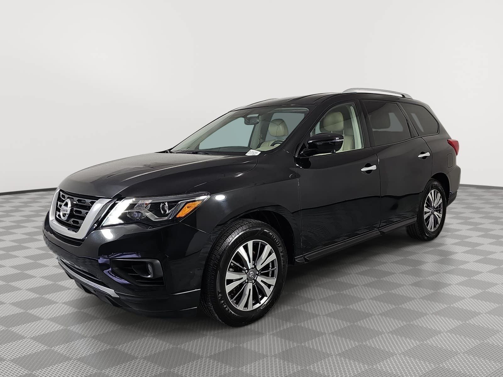 2020 Nissan Pathfinder SL