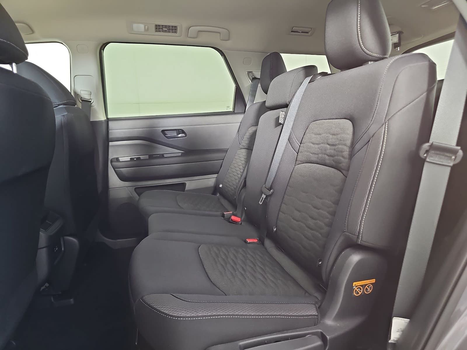 2025 Nissan Pathfinder S