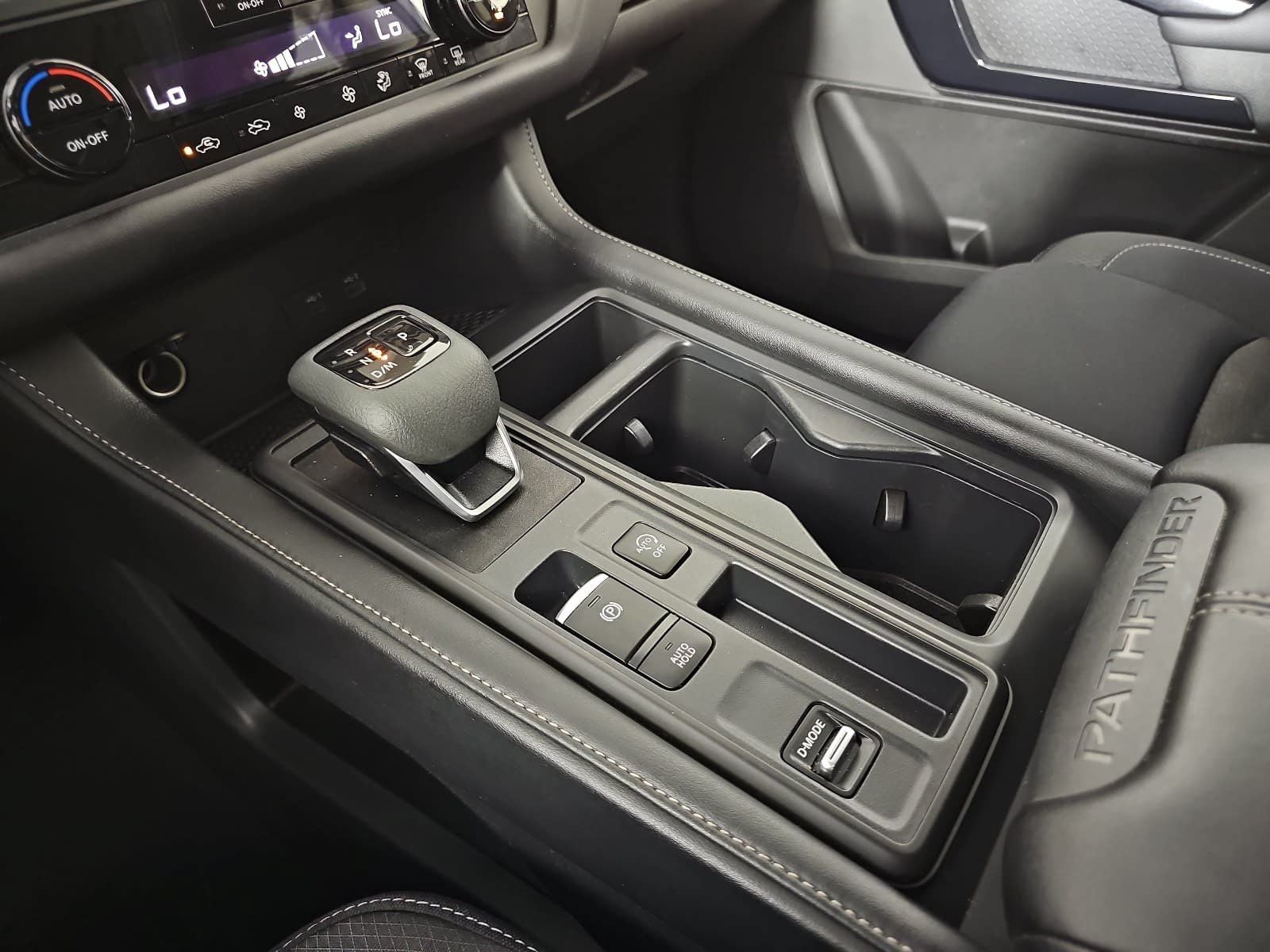 2025 Nissan Pathfinder S