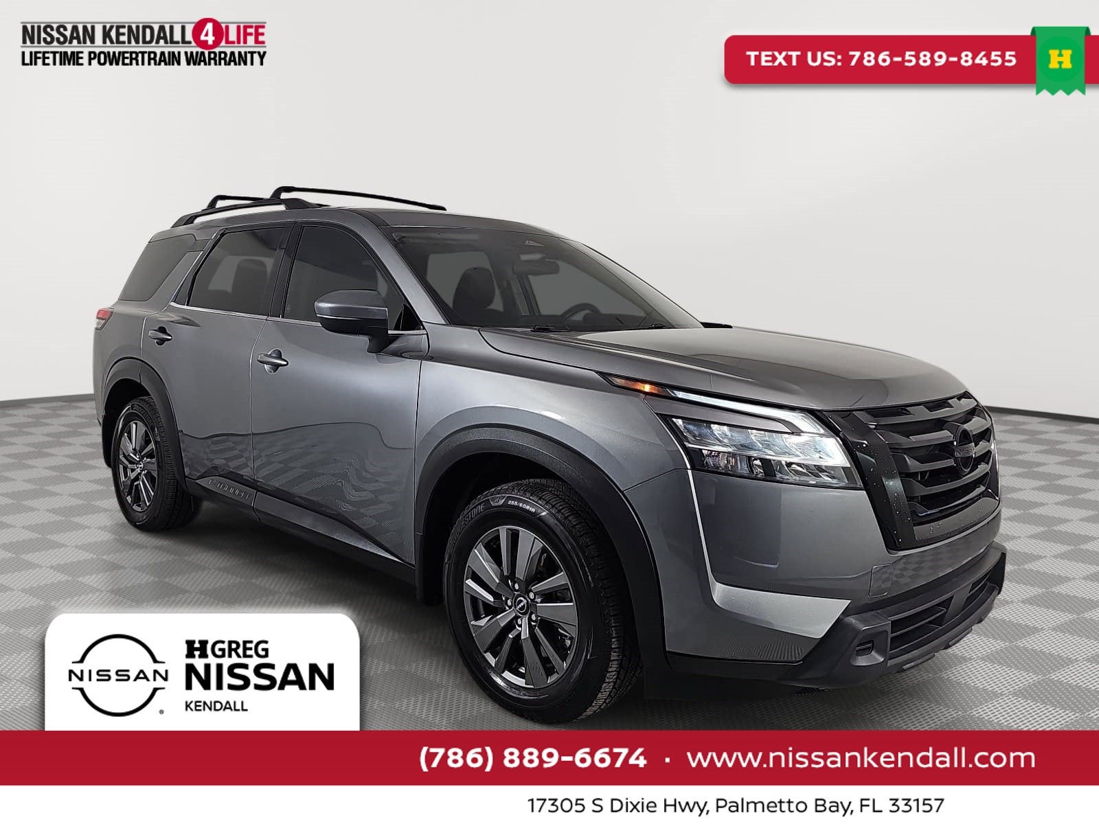 2022 Nissan Pathfinder SV