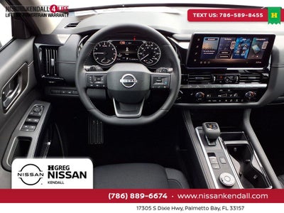2026 Nissan Pathfinder SV