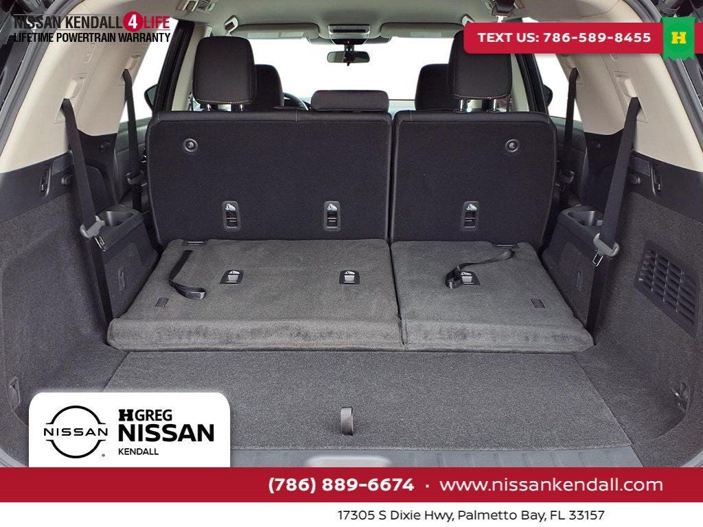 2026 Nissan Pathfinder SV
