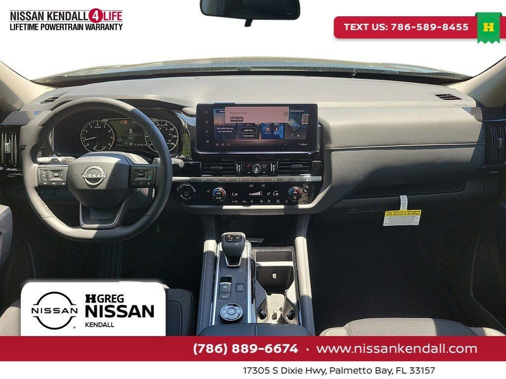 2026 Nissan Pathfinder SV