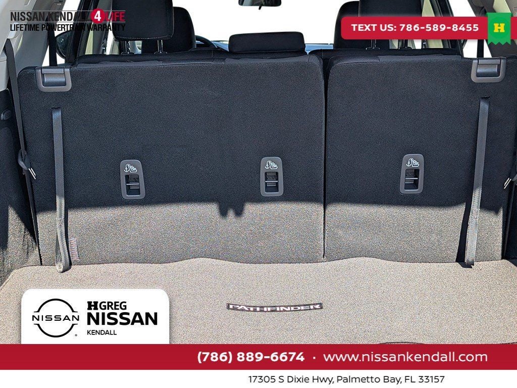 2026 Nissan Pathfinder SV