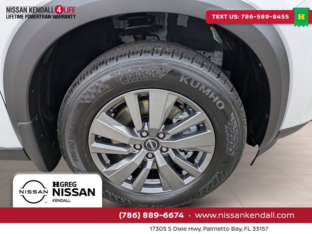 2026 Nissan Pathfinder SV