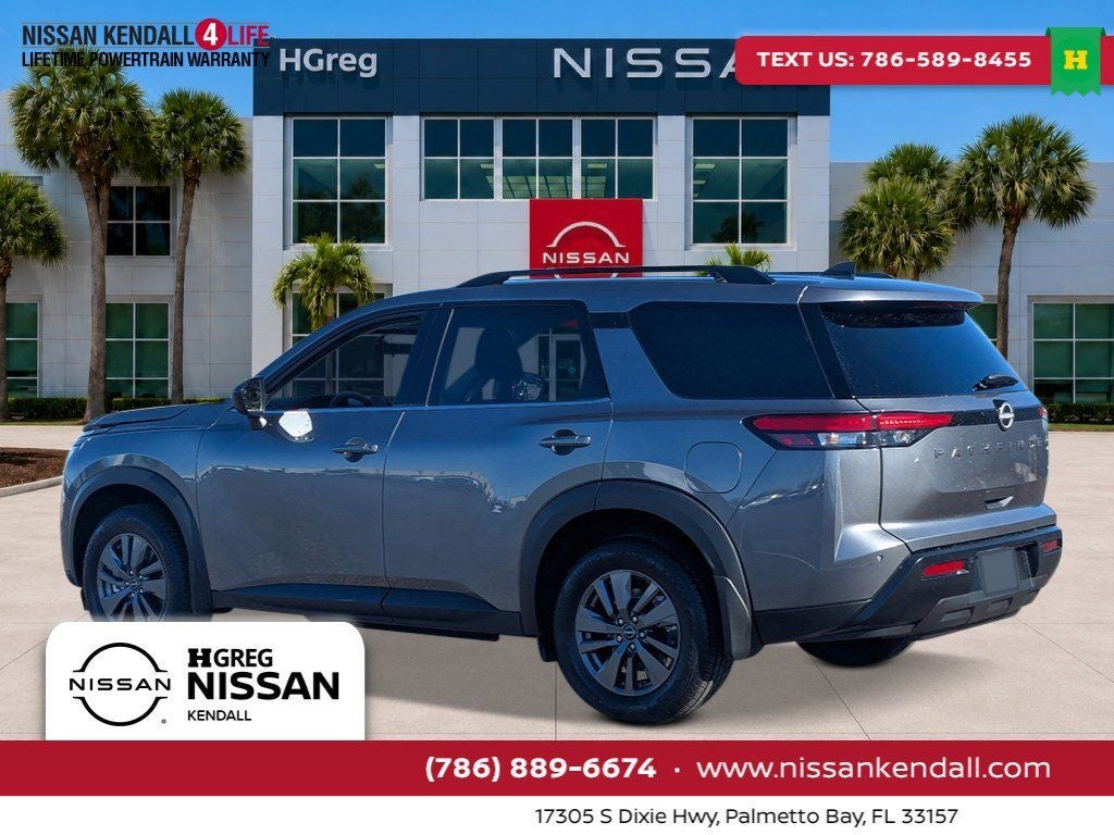 2026 Nissan Pathfinder SV