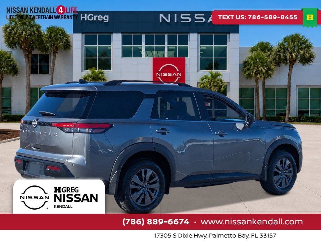 2026 Nissan Pathfinder SV