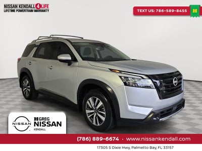 2024 Nissan Pathfinder SL