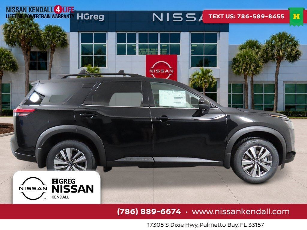 2026 Nissan Pathfinder SL