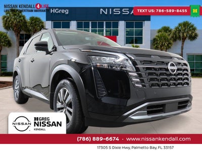 2026 Nissan Pathfinder SL
