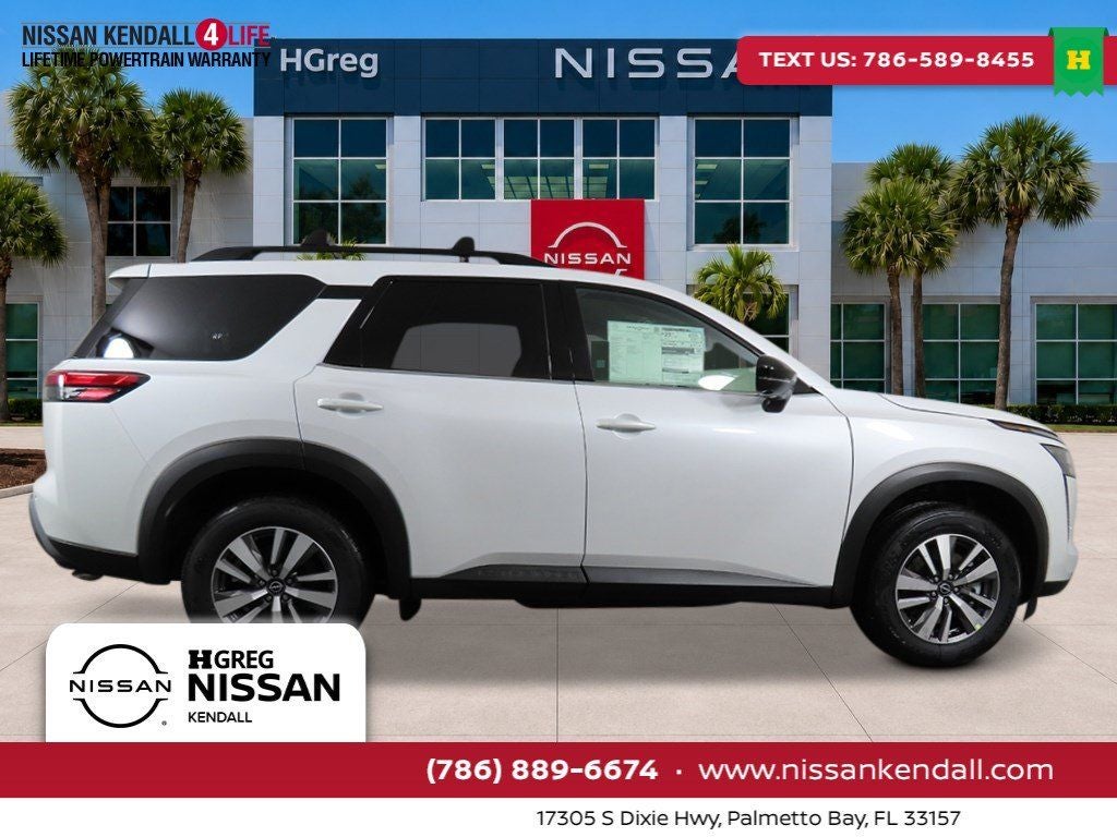 2026 Nissan Pathfinder SL