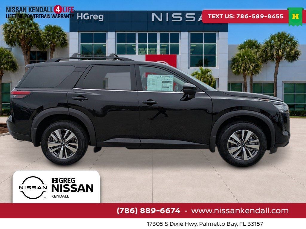 2026 Nissan Pathfinder SL